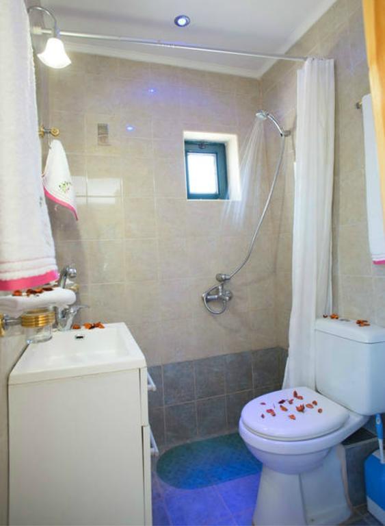 Villa Athina Aryiroúpolis Quarto foto